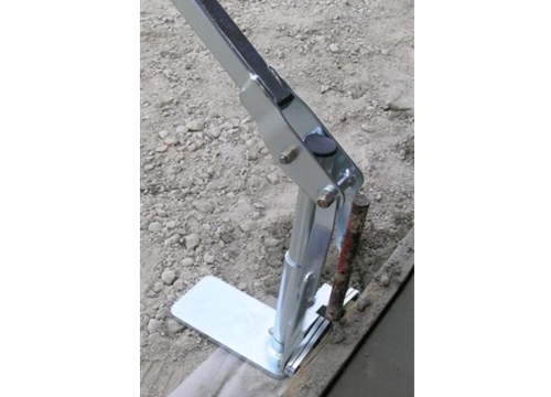 JackJaw 14-Inch Round Concrete Stake Puller 